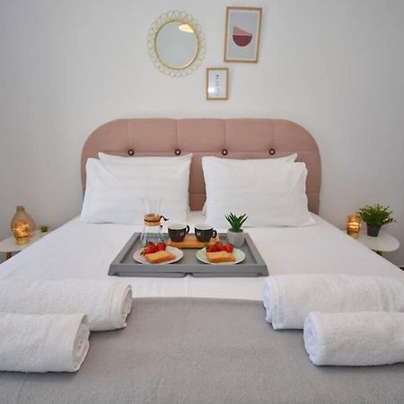 Potamos Deluxe White Apartment Kültér fotó