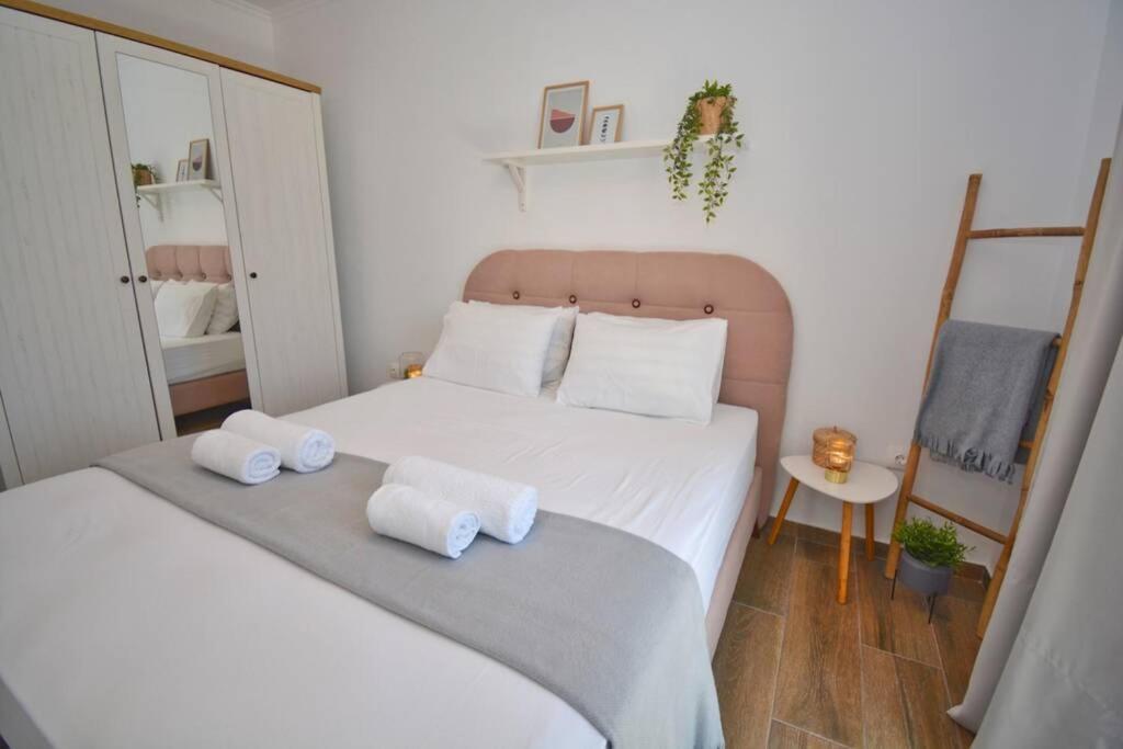Potamos Deluxe White Apartment Kültér fotó